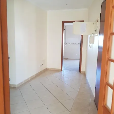 T3 500m From * Setubal